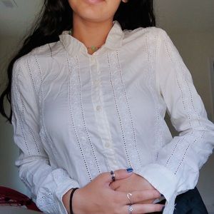 H&M cute white button up! 🤍